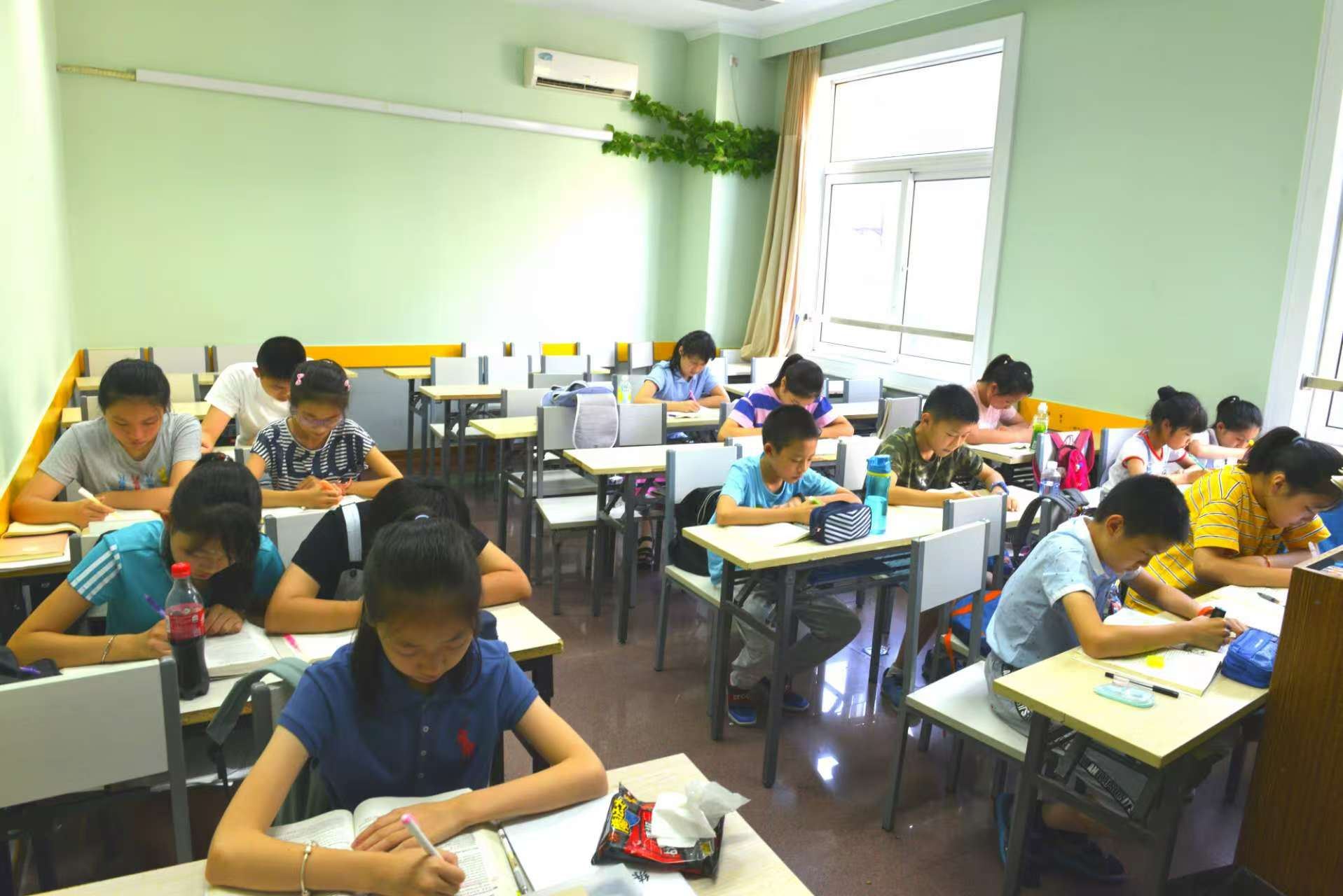 文德学校初中课堂日常 3